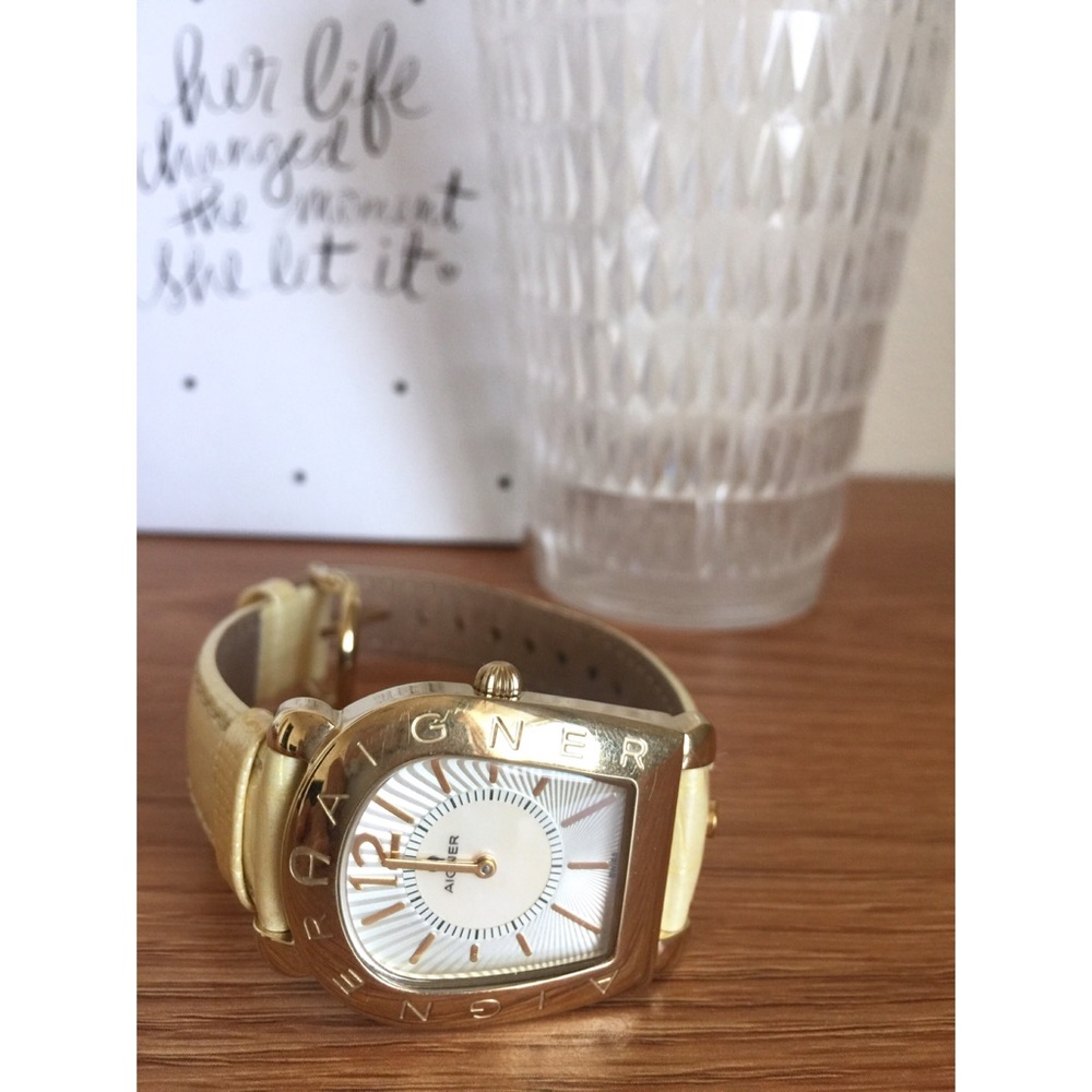 Etienne Aigner Gold Watch ✨