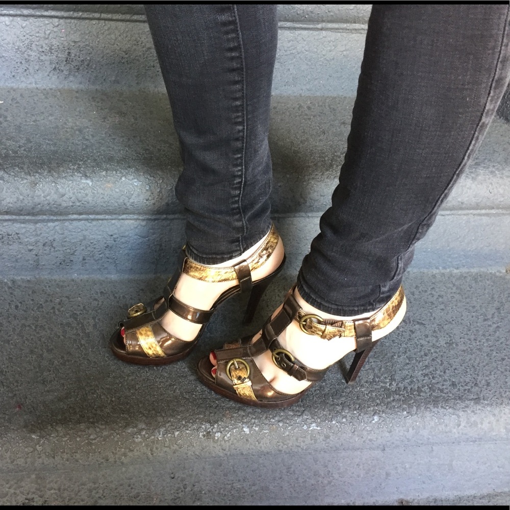 GUESS chunky caged platform heels sandals sz 8