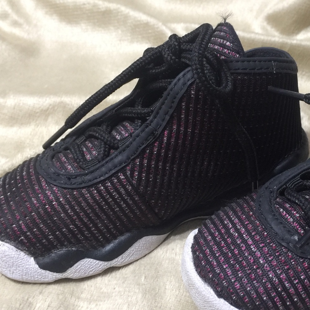Black &a Pink Jordan's