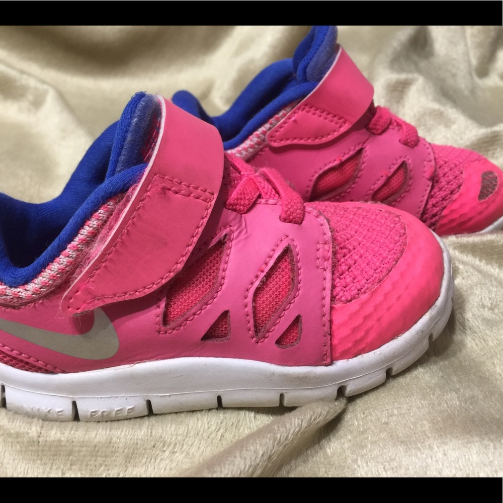 Hot pink Nike