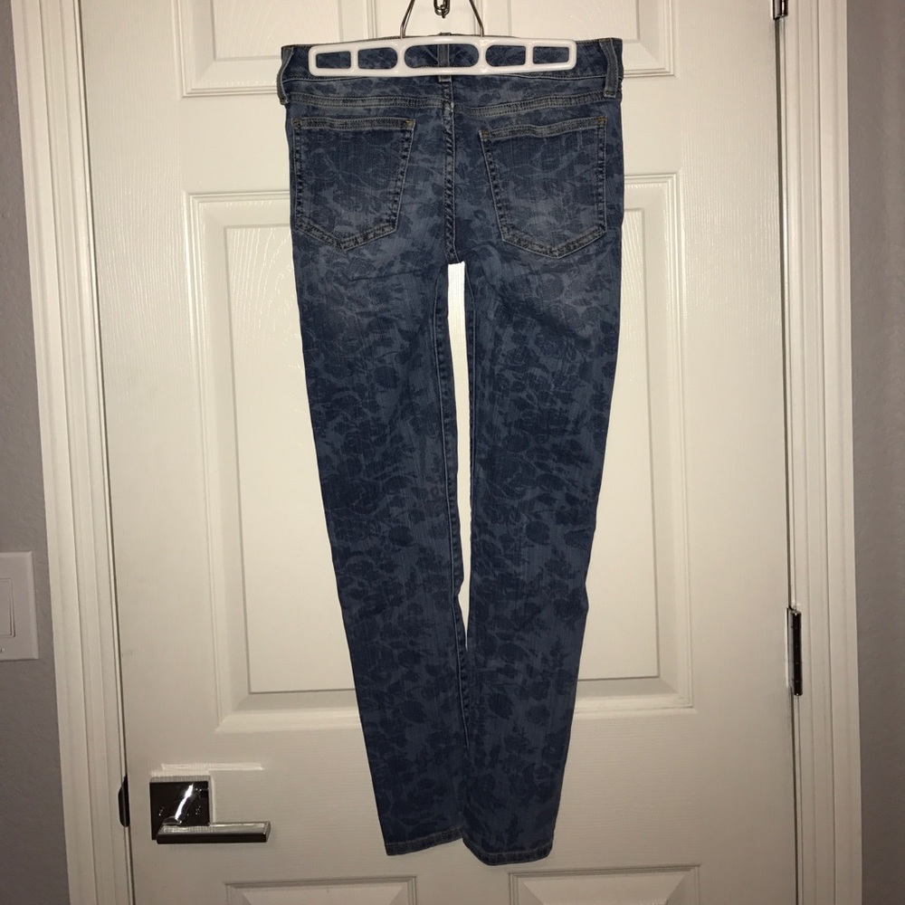 Jeans - Picture 2 of 2