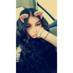 Meet your Posher, Lourdes