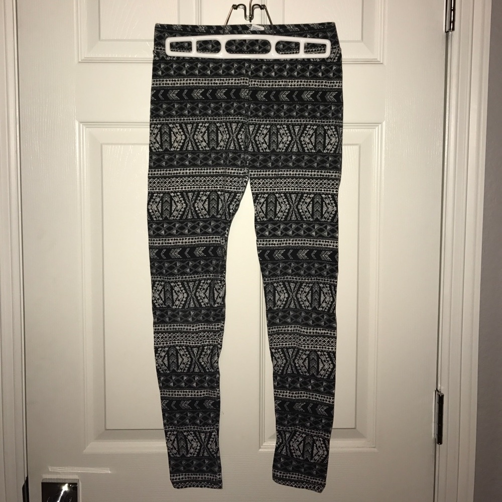 Patterned leggings