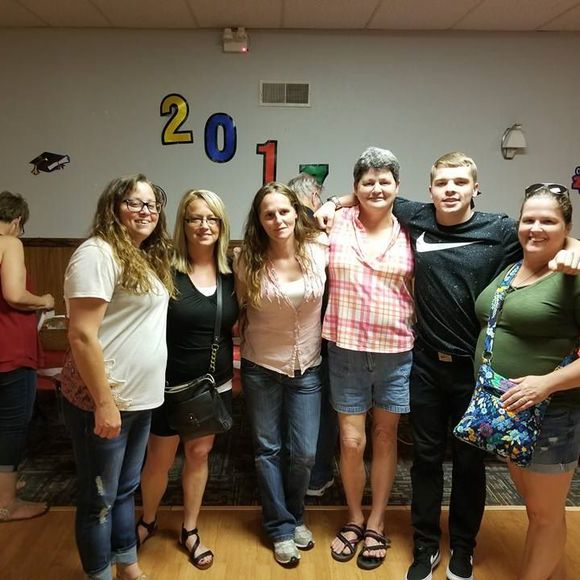 Meet your Posher, Trinity - Picture 1 of 1