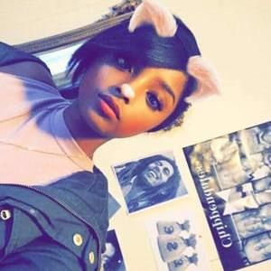 Meet your Posher, Danya