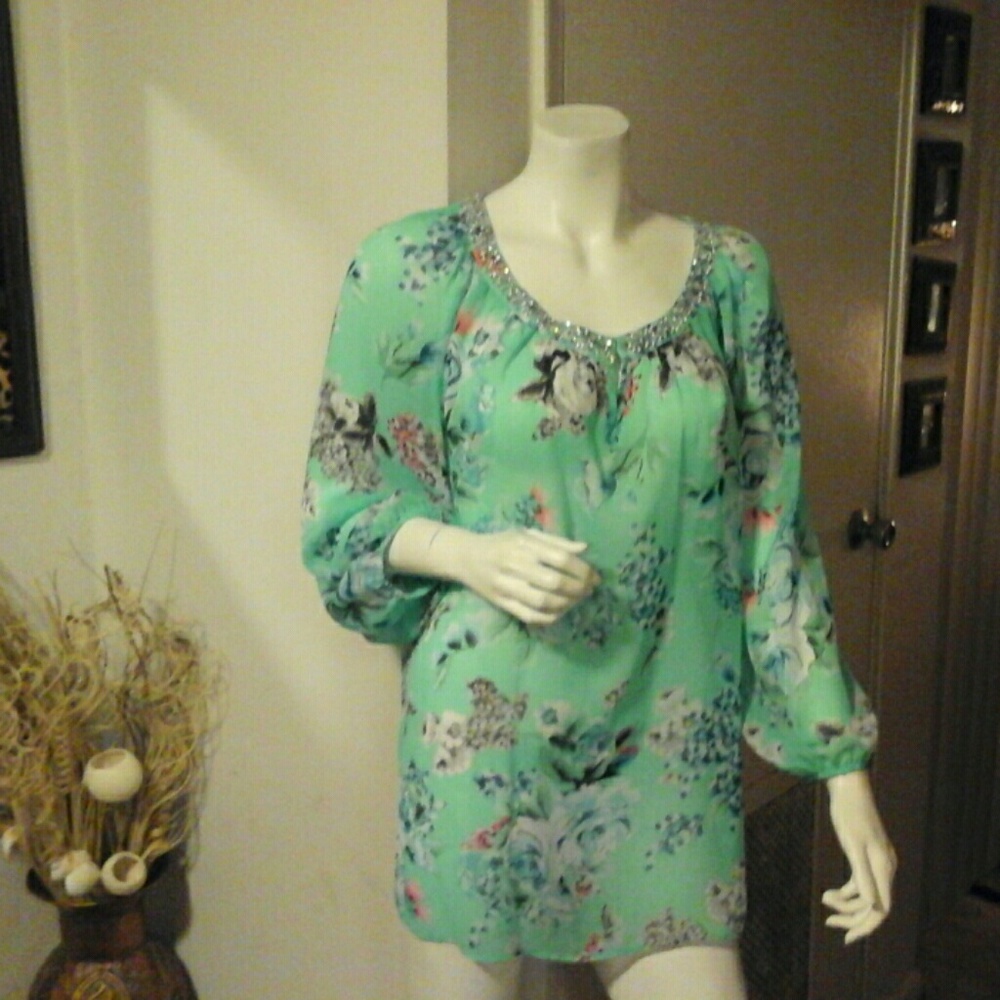 Brand New Womens Blouse