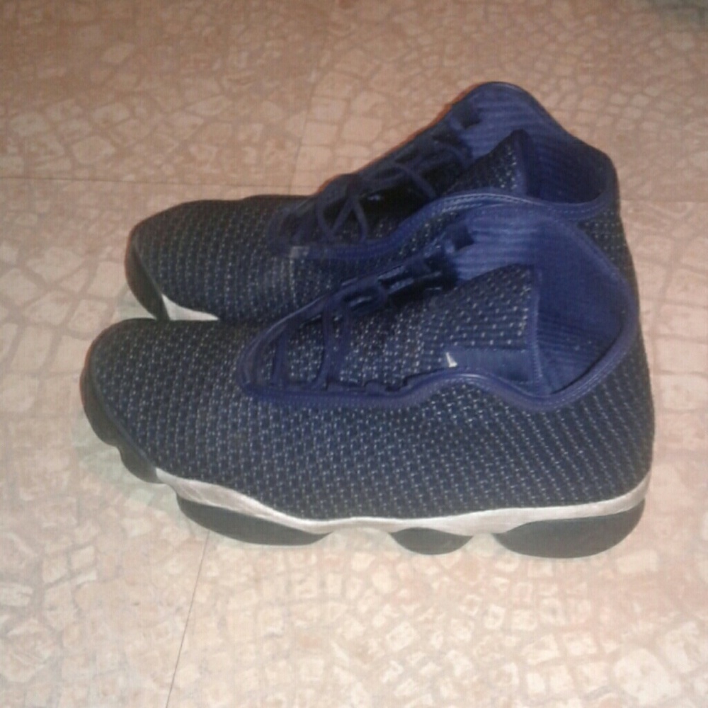 Blue jordan futures