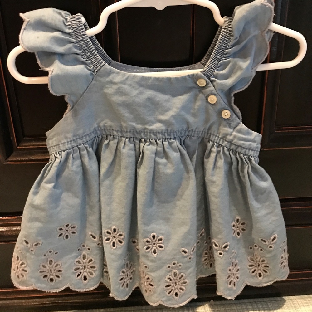 Baby Gap chambray eyelit top