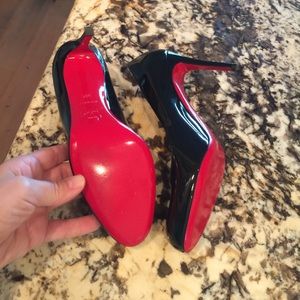 Christian loubtain black patent leather shoes