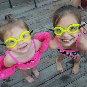 Meet your Posher, Candi-lynn