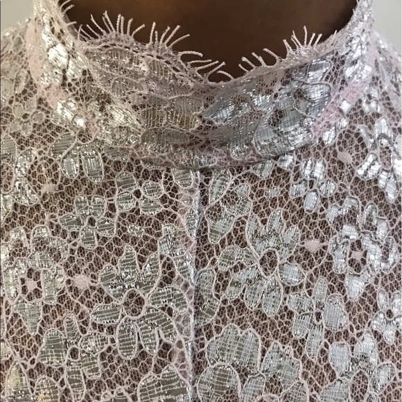 Lace Mock Neck Bralette - Picture 2 of 3