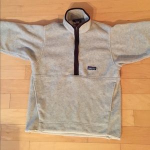 Patagonia - pullover jacket front pocket