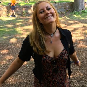 Meet your Posher, Jennie