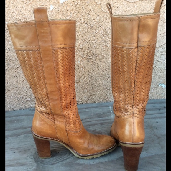COLE HAAN DALLON TALL WOMEN BOOTS. NO BOX INCLUDED - Picture 6 of 8