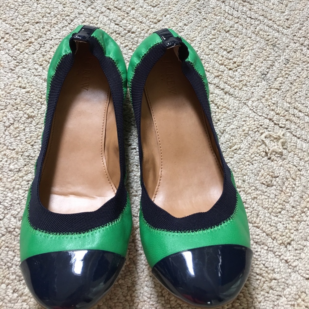 Size 9 J Crew navy and green flats