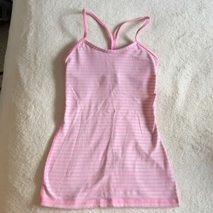 Lululemon tank with built in bra