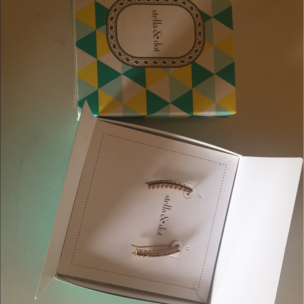 Stella and Dot Ear Climbers