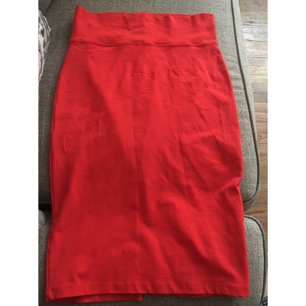 BeBe skirt