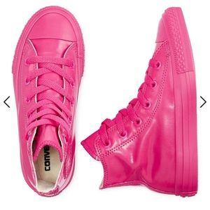 Pink hightop rubber converse girls size 1