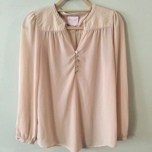 Romeo & Juliet Couture Cream Ivory Blouse Small