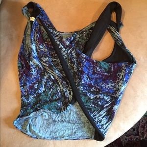 Silence and  Noise Crisscrossing top