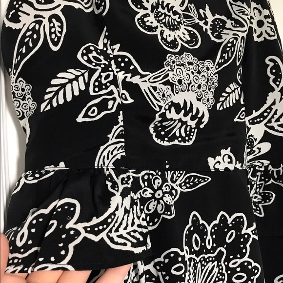 AMERICAN EAGLE Floral Dress - Picture 3 of 6