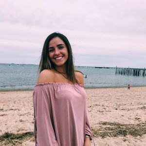 Meet your Posher, Julia