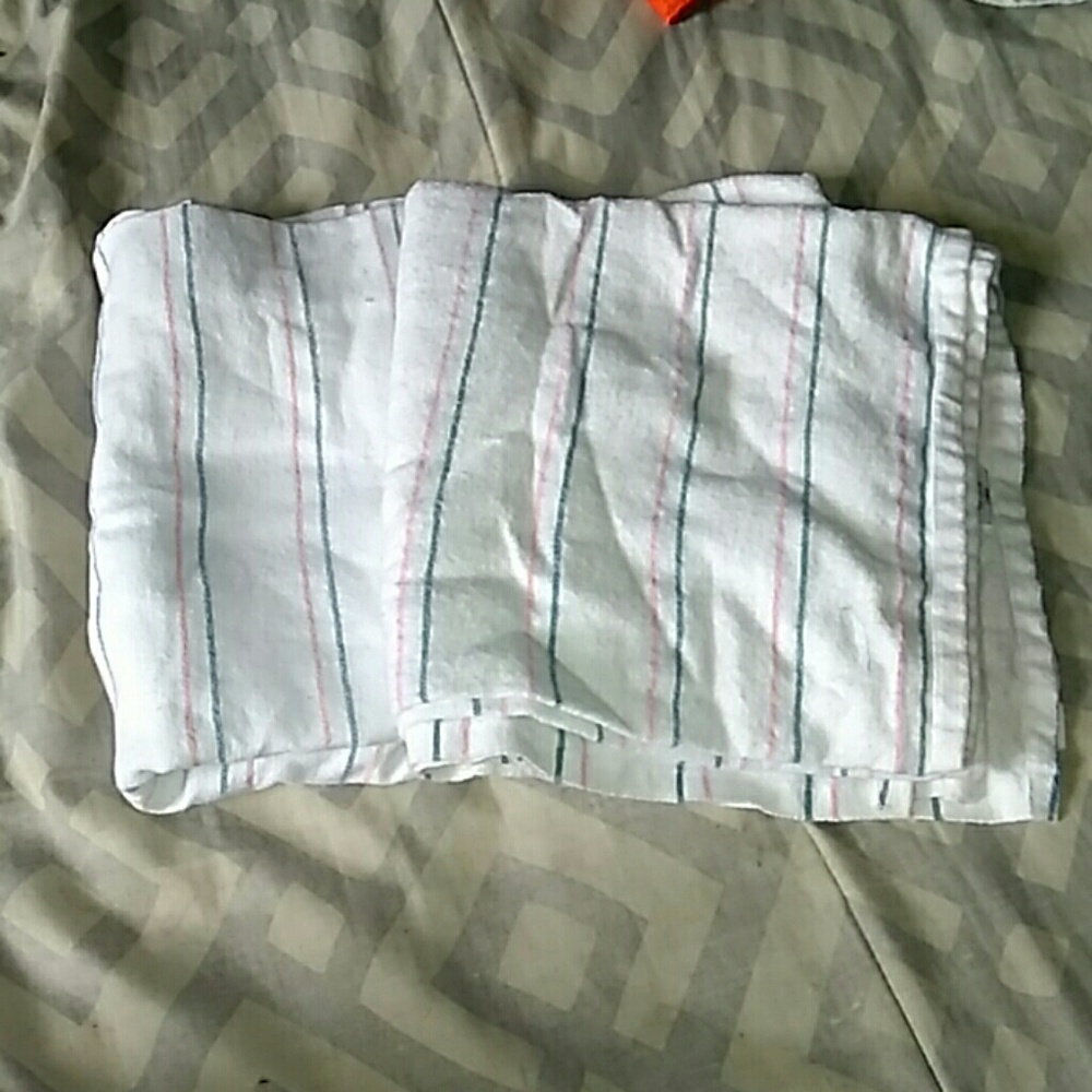 Assorted receiving blankets - Picture 6 of 7