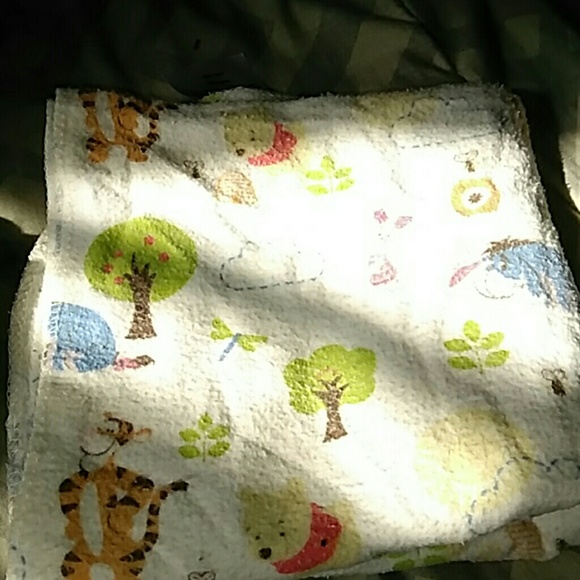 Assorted receiving blankets - Picture 5 of 7