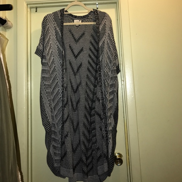 Cardigan - Picture 1 of 2