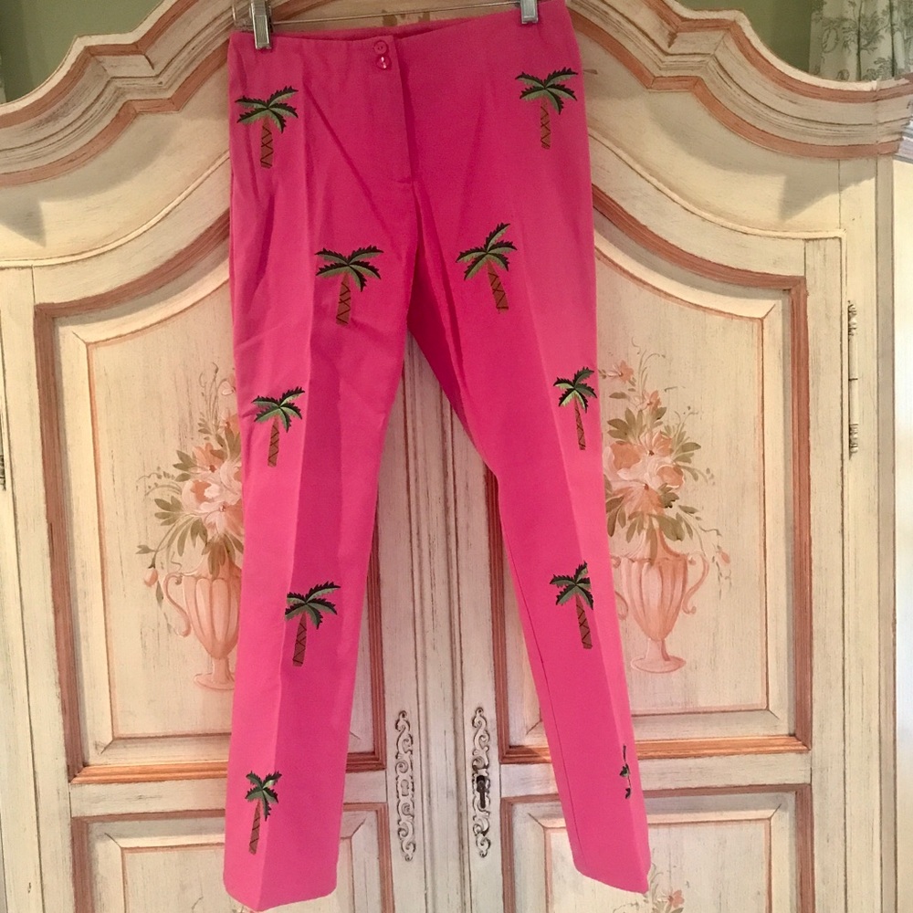 🌴 CJ Laing Embroidered Crop Pants 🌴