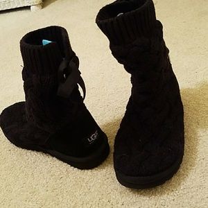 Authentic Black sweater / knit Ugg boots!