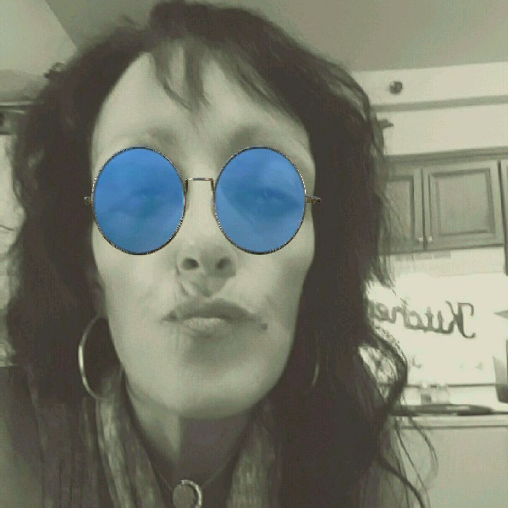 Meet your Posher, Teri