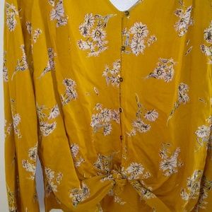 Like New Billabong Floral Shirt