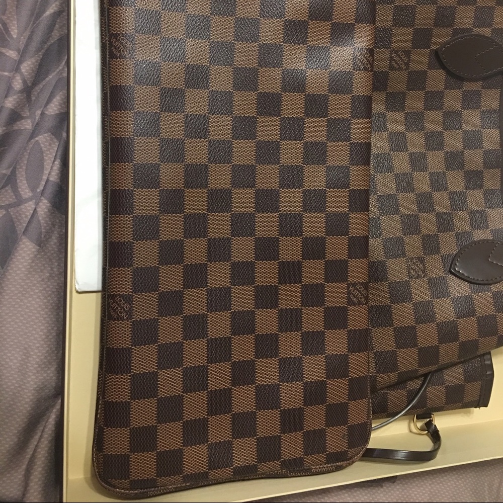 *SOLD* Authentic Louis Vuitton Neverfull GM damier - Picture 6 of 8