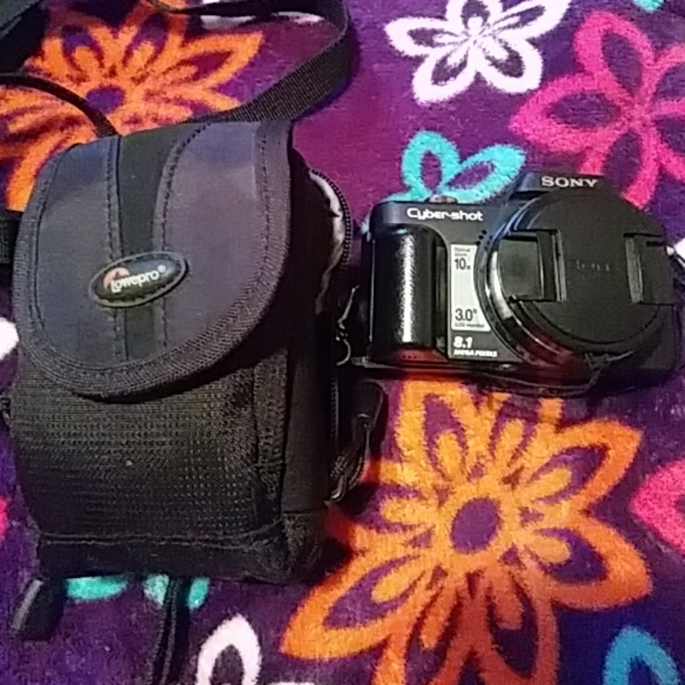 SONY camera - Picture 3 of 8