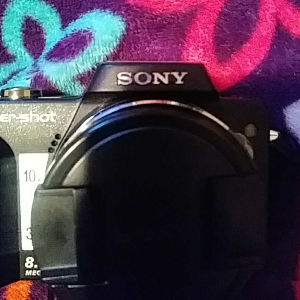 SONY camera - Picture 4 of 8