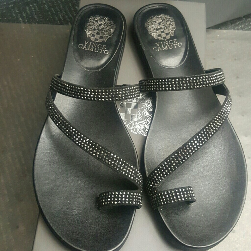 Vince Camuto flats