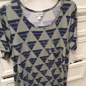 NWT XL Carly