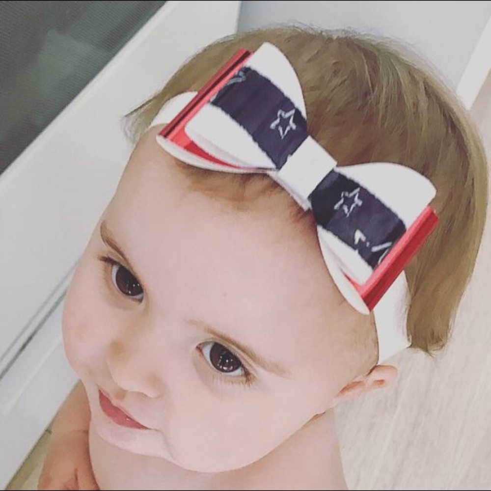 Adorable great quality hand made headband!!