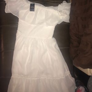 Off the shoulder white hollister dress brand new