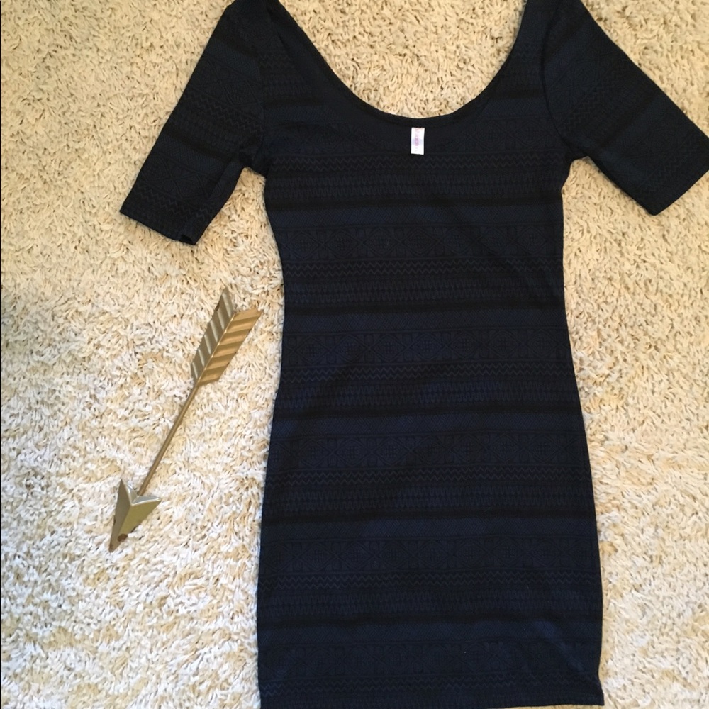 Small xhiliration fitted dress