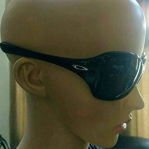 Last Pr Oakley Polarized Necessity Sunglasses NIB - Picture 4 of 6