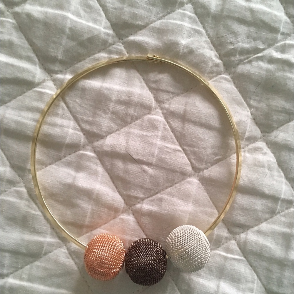 Super cute interchangeable necklace