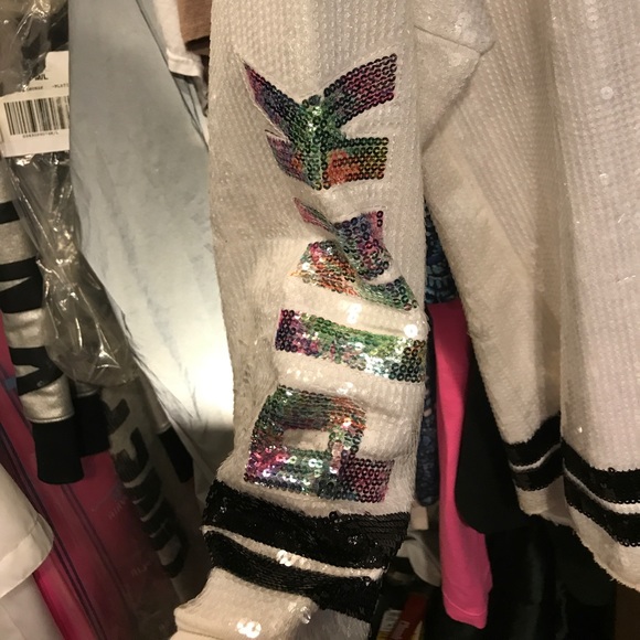 Victoria's Secret limited release 001 - Picture 3 of 4