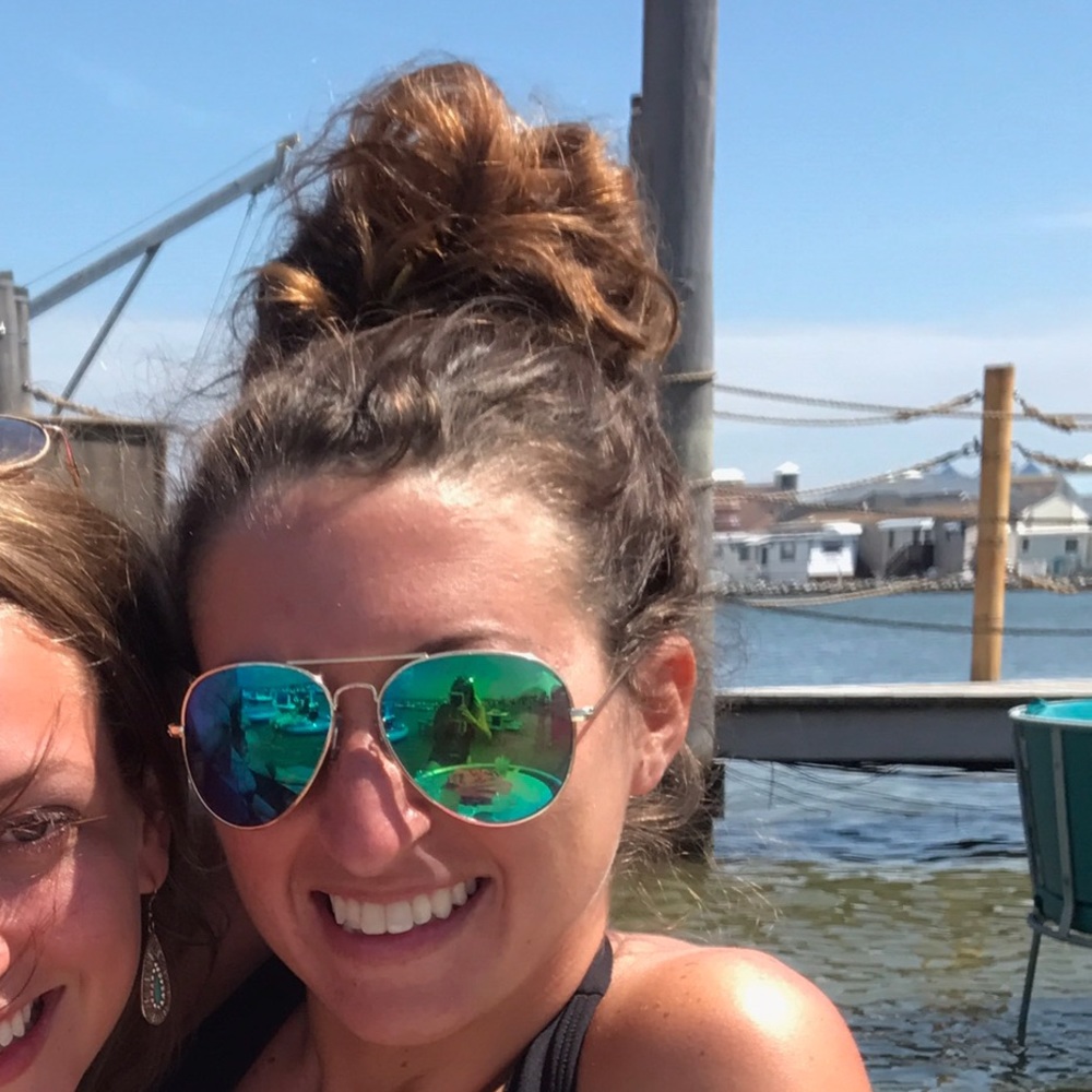 Meet your Posher, Aimee