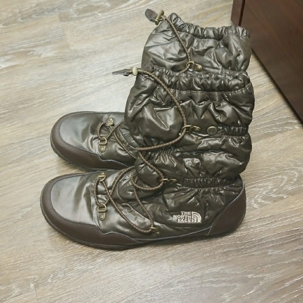 North Face snow boots