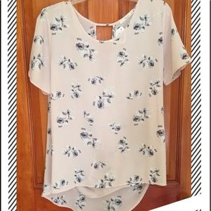 Floral cris cross open back top, size med, new