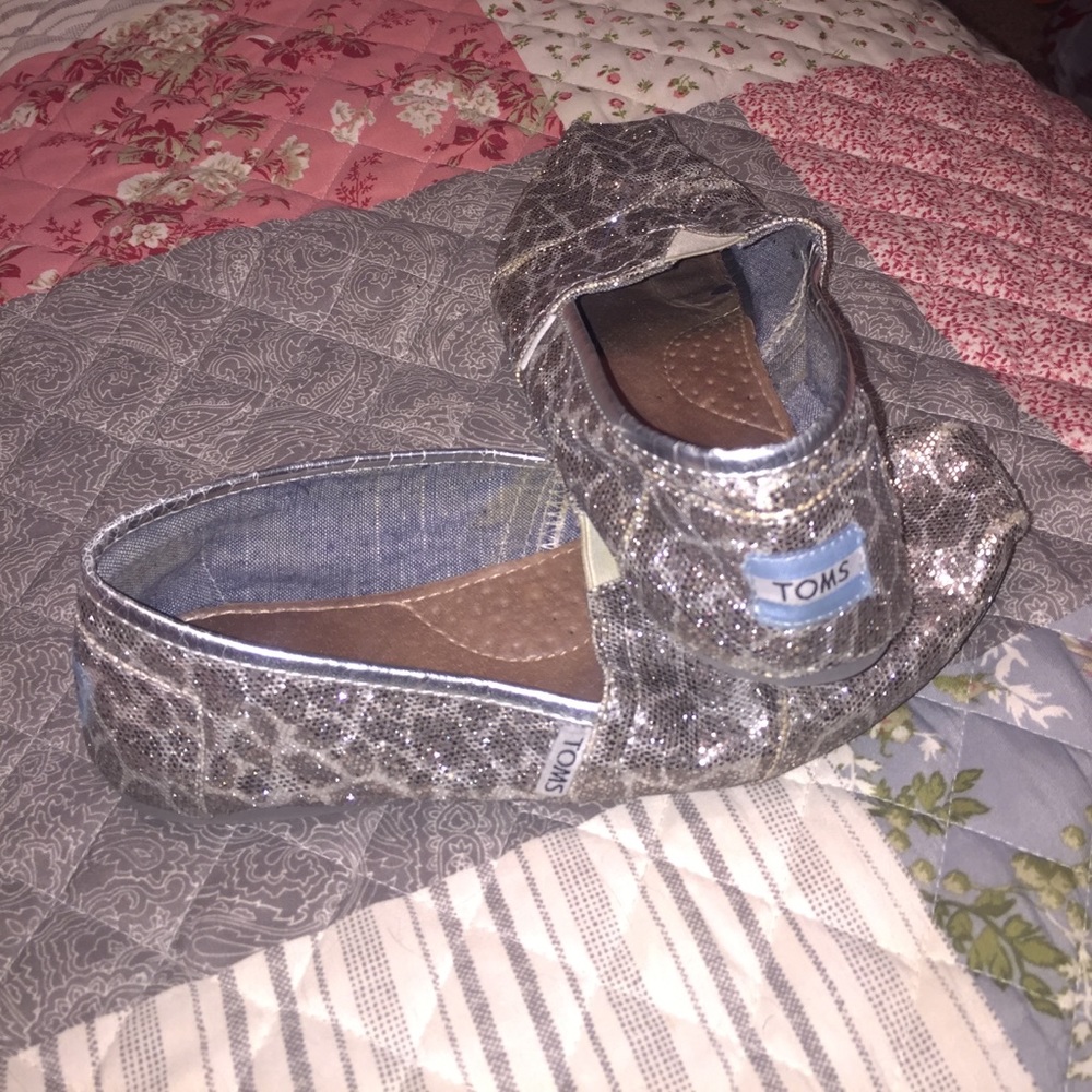 💛TOMS sz 9