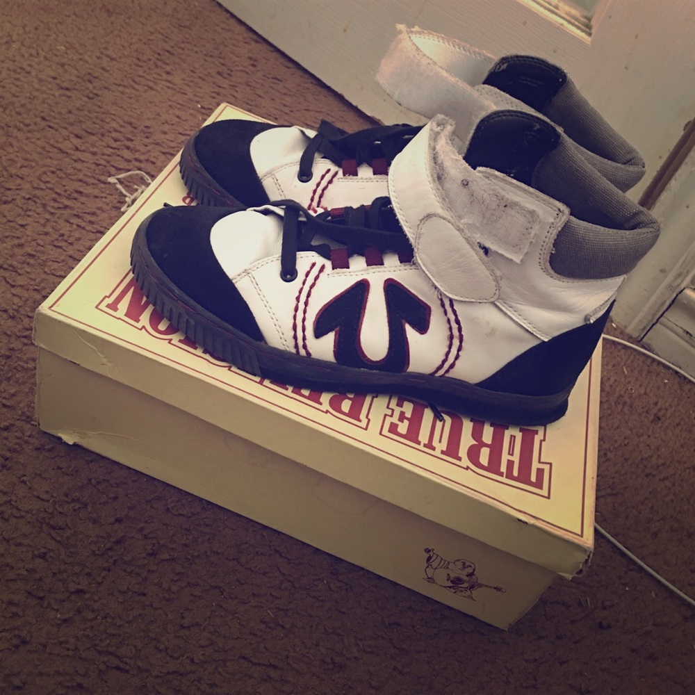Tru Religion size 8 need gone today condition 9-10